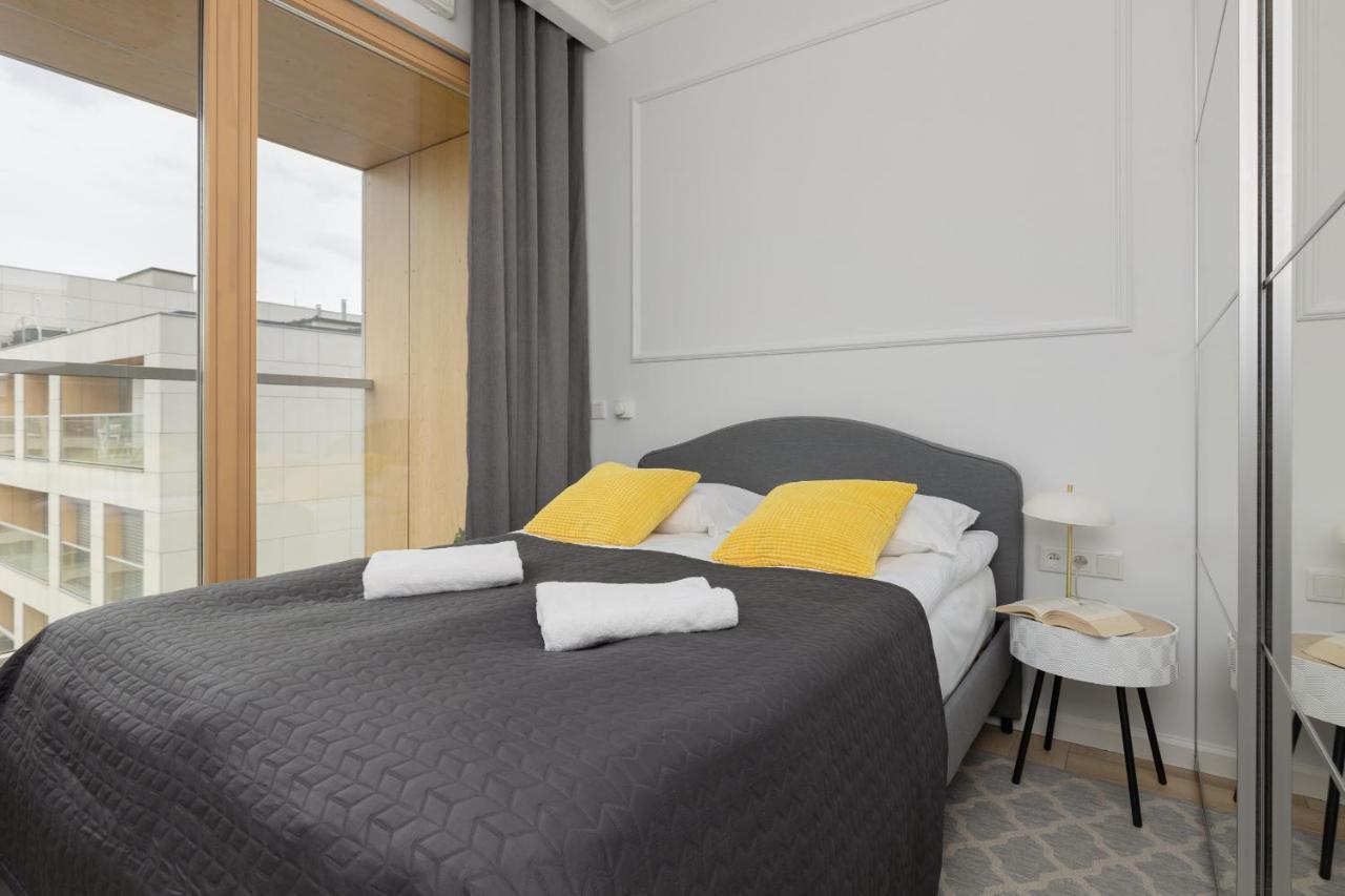 Stylish Apartment Kolejowa & Parking & Balcony By Noclegi Renters Warsaw Ngoại thất bức ảnh